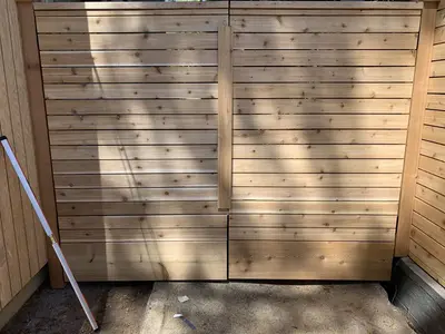 Horizontal Redwood Privacy Fencing Screen